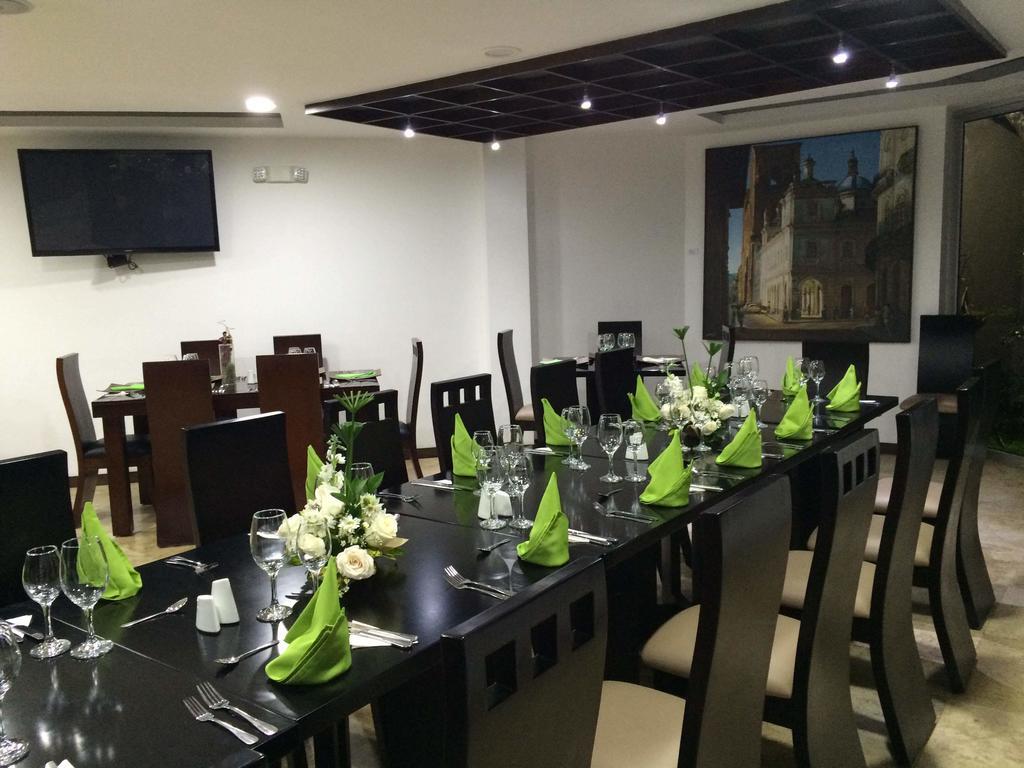 Hotel Valgus Куенка Екстер'єр фото