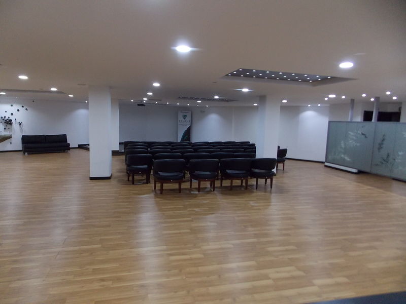 Hotel Valgus Куенка Екстер'єр фото