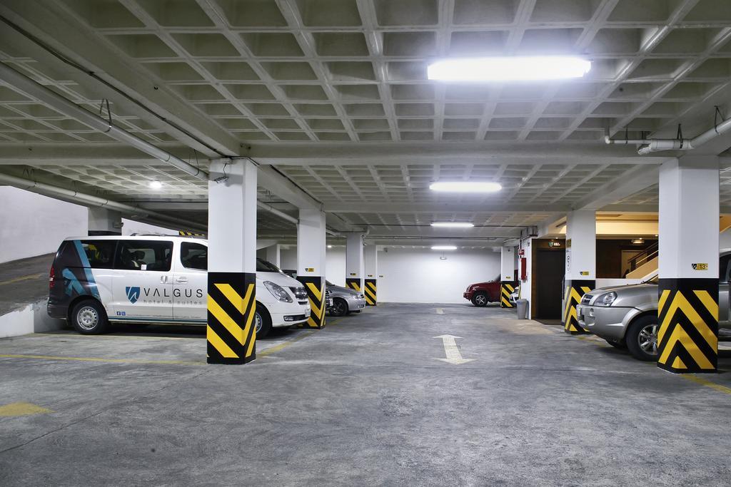 Hotel Valgus Куенка Екстер'єр фото