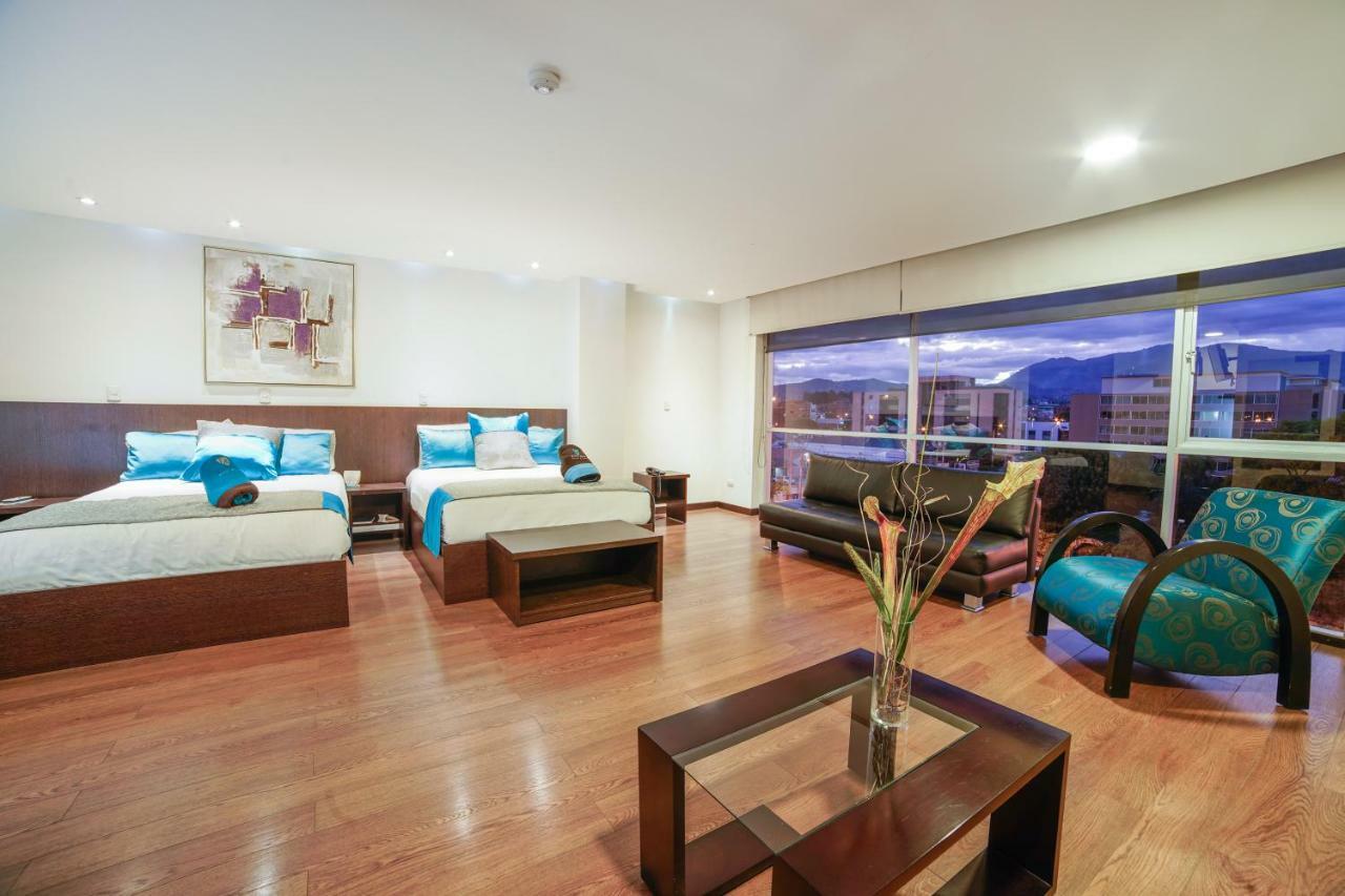 Hotel Valgus Куенка Екстер'єр фото