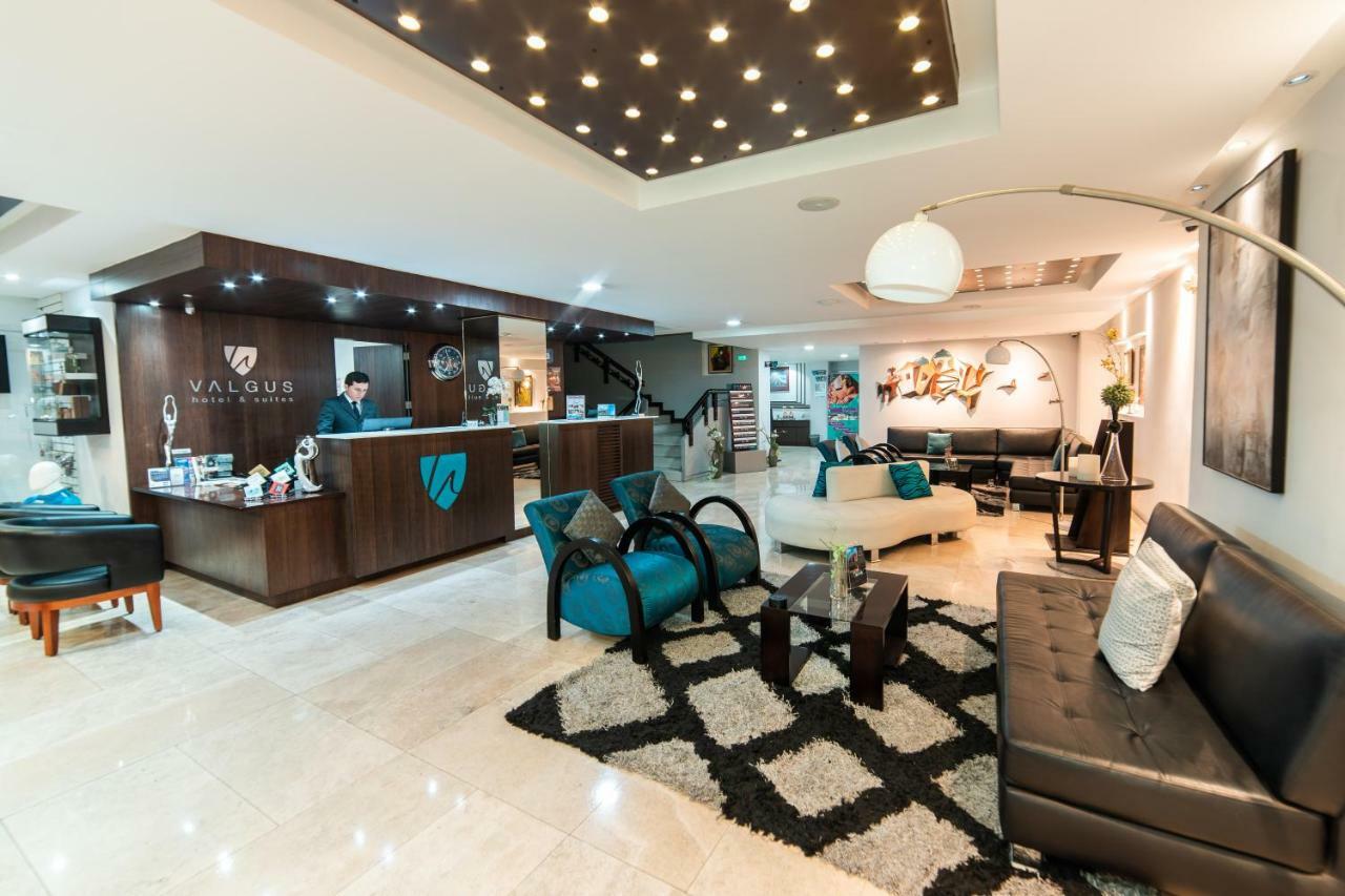 Hotel Valgus Куенка Екстер'єр фото